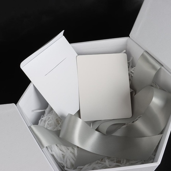 Gift box - Picture 7 of 11